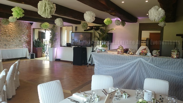 Animation DJ de Luxe pour mariage à Narbonne Carcassonne Beziers Perpignan Montpellier Occitanie