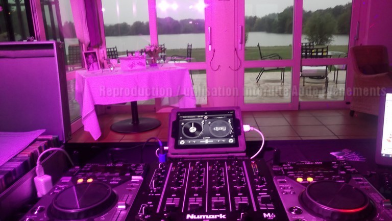 Animation DJ de Luxe pour mariage à Narbonne Carcassonne Beziers Perpignan Montpellier Occitanie